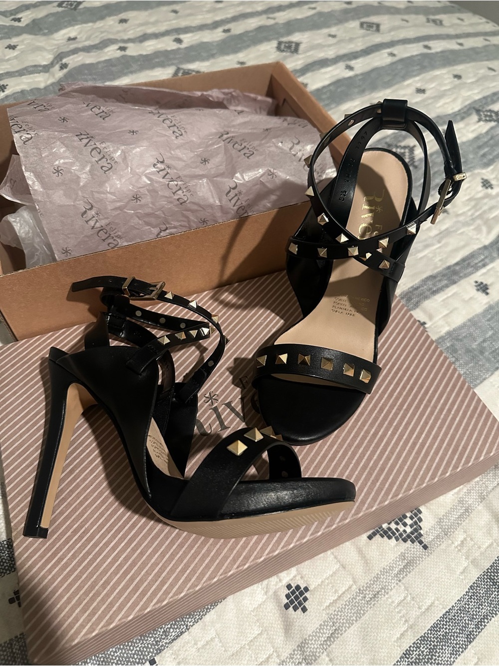 Felipe Riviera - Black Gold Studded Platform High Heels - Picture 6 of 8